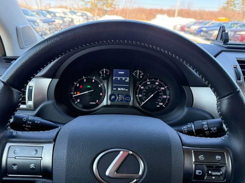 Used 2019 Lexus GX 460 image 36