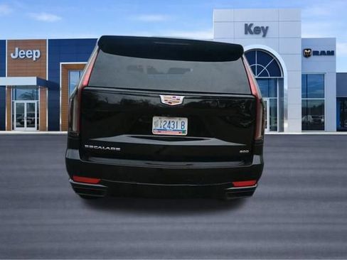 Used 2023 Cadillac Escalade Sport w/ Touring Package AWD/4WD image 4