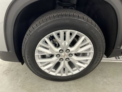 Used 2026 GMC Acadia Elevation w/ Elevation Premium Package FWD image 33