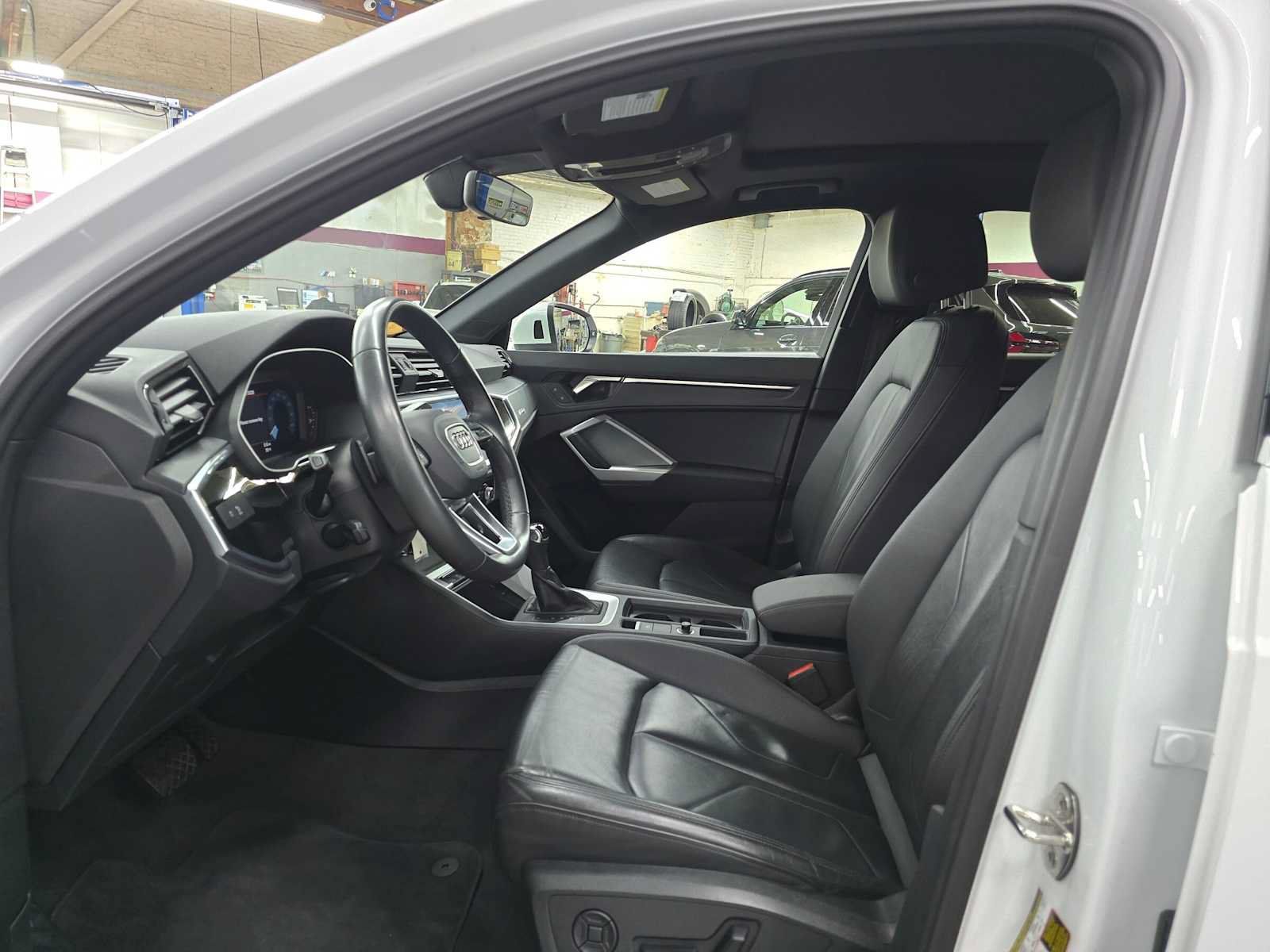 Used 2025 Audi Q3 2.0T Premium AWD/4WD image 20