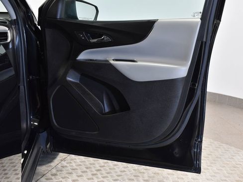 Used 2019 Chevrolet Equinox LS w/ LS Convenience Package image 33