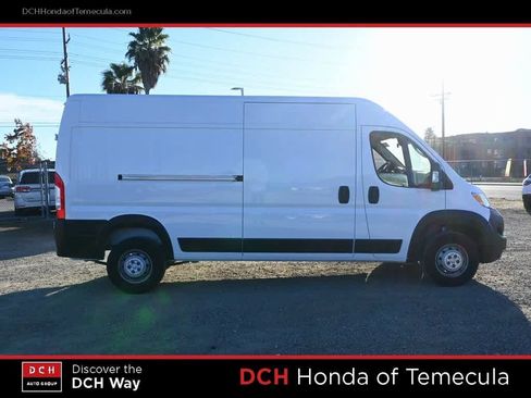 Used 2023 RAM ProMaster 2500 image 5