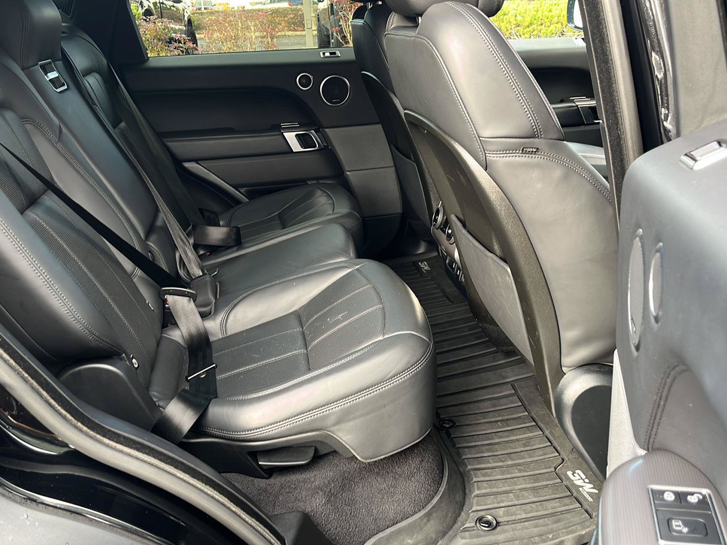 Used 2019 Land Rover Range Rover Sport HSE AWD/4WD image 11