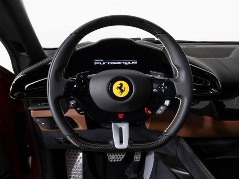 Used 2025 Ferrari Purosangue image 35