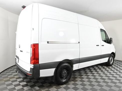 Used 2025 Mercedes-Benz Sprinter 2500 image 7