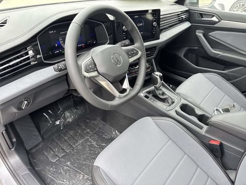 New 2026 Volkswagen Jetta SE FWD image 13