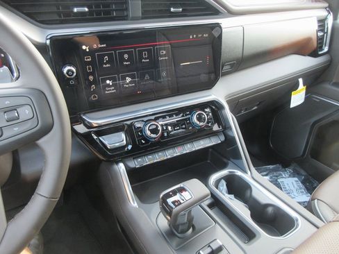 New 2026 GMC Sierra 1500 Denali w/ Denali Reserve Package image 21