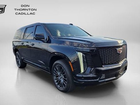 Used 2026 Cadillac Escalade ESV Platinum Sport w/ LPO, Floor Liner Package AWD/4WD image 7