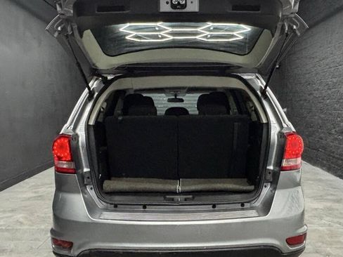 Used 2016 Dodge Journey SXT w/ Comfort/Convenience Group FWD image 10