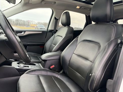 Used 2022 Ford Escape SEL image 20