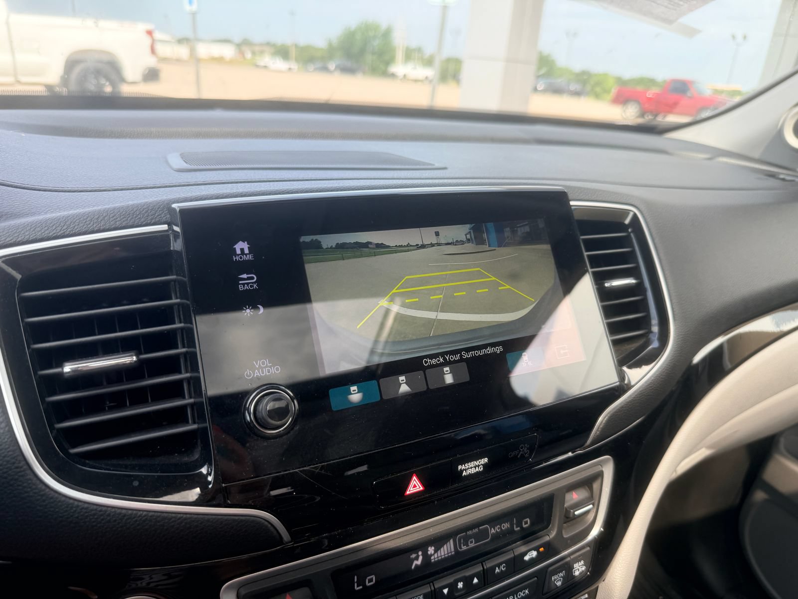 Used 2022 Honda Pilot Touring image 18
