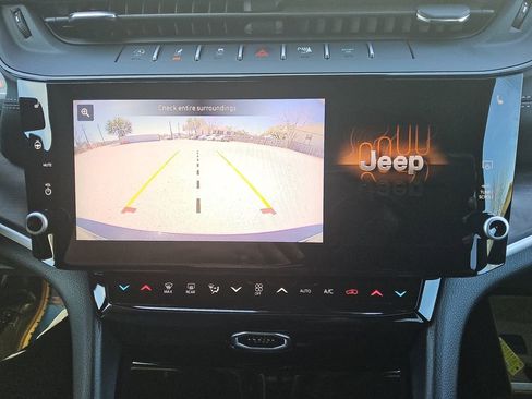 New 2026 Jeep Grand Cherokee L Limited w/ Limited Altitude Package image 20