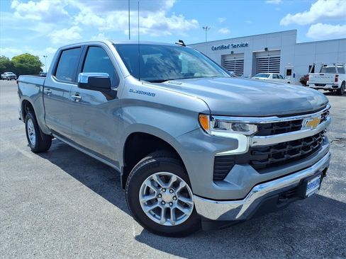 New 2026 Chevrolet Silverado 1500 LT AWD/4WD image 2