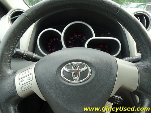 Used 2010 Toyota Matrix S FWD image 20