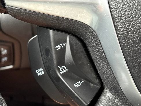 Used 2014 Ford Focus SE w/ Equipment Group 201A FWD image 18