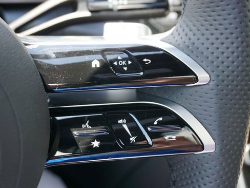 Certified 2025 Mercedes-Benz GLC 300 4MATIC image 28