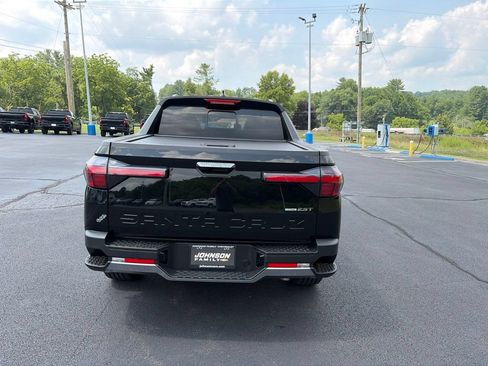 Used 2023 Hyundai Santa Cruz Limited AWD/4WD image 9