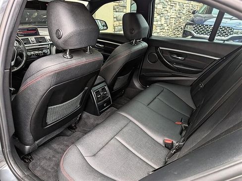 Used 2018 BMW 330i Sedan w/ Convenience Package RWD image 26