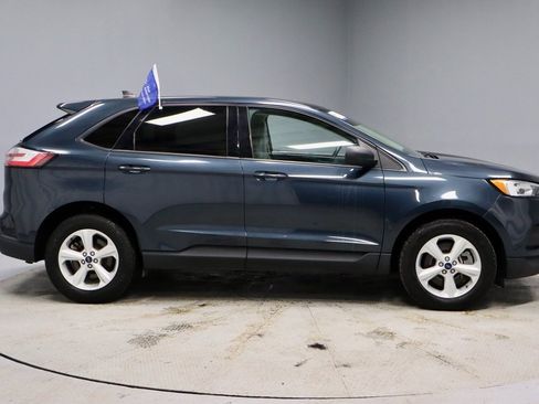 Certified 2022 Ford Edge SE image 6