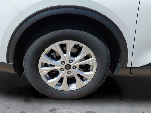 Used 2025 Ford Escape Active FWD image 10