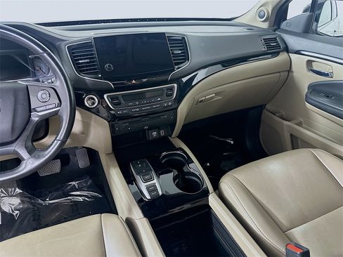 Used 2022 Honda Pilot Touring image 20