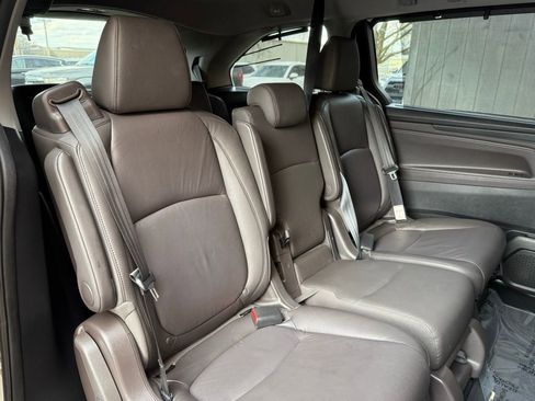 Used 2018 Honda Odyssey Touring image 22