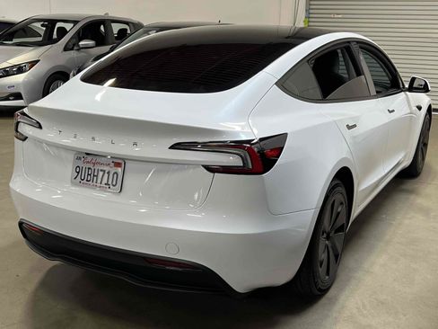 Used 2025 Tesla Model 3 Long Range image 27