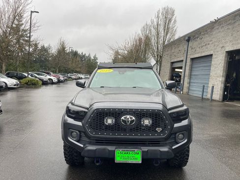 Used 2019 Toyota Tacoma SR5 image 11