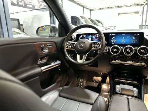 Certified 2023 Mercedes-Benz GLA 250 4MATIC image 41
