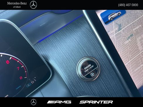 Certified 2025 Mercedes-Benz GLC 300 image 29