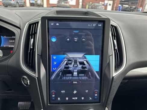 Used 2024 Ford Edge SEL w/ Convenience Package image 19