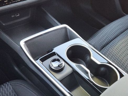 New 2026 Chevrolet Equinox LT image 44