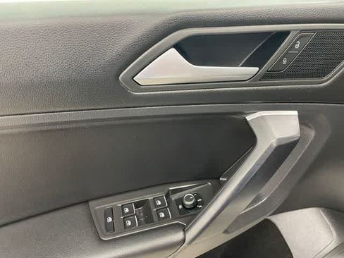 Used 2021 Volkswagen Tiguan SE R-Line w/ 3rd Row Seat Package AWD/4WD image 6