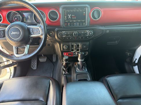 Used 2021 Jeep Wrangler Unlimited Rubicon image 12