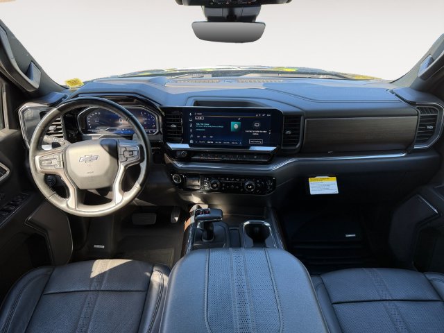 Used 2024 Chevrolet Silverado 1500 High Country w/ Midnight Edition AWD/4WD image 15