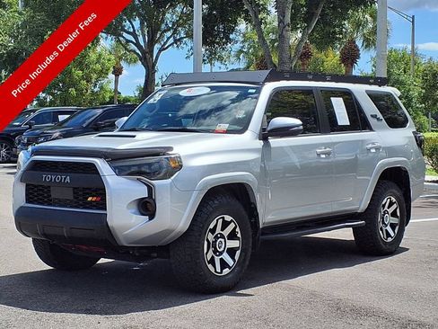 Used 2024 Toyota 4Runner TRD Off-Road Premium w/ Moonroof Package AWD/4WD image 3