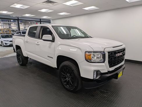 Used 2022 GMC Canyon Elevation w/ Trailering Package AWD/4WD image 3