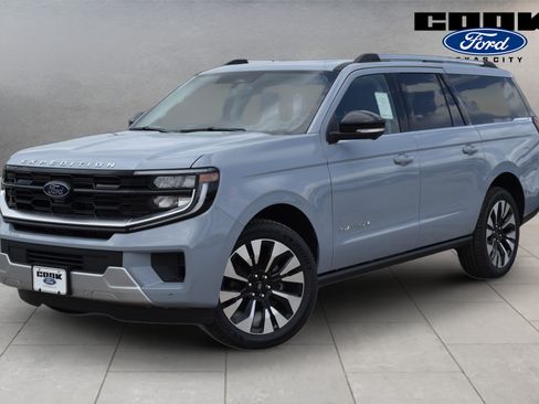 New 2026 Ford Expedition Max Platinum w/ Driver's Package AWD/4WD image 1