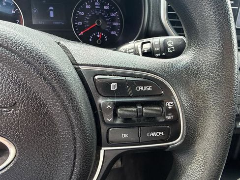 Used 2018 Kia Sportage LX AWD/4WD image 17