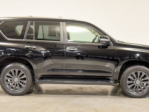 Used 2020 Lexus GX 460 Luxury w/ Luxury Sport Package image 7