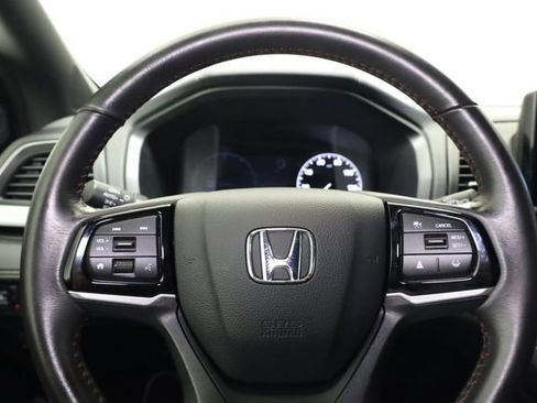 Used 2025 Honda Odyssey Sport-L image 17