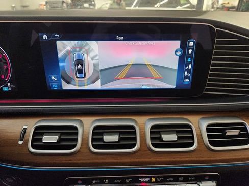 Used 2024 Mercedes-Benz GLE 350 GLE 350 w/ Winter Package image 18