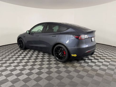 Used 2021 Tesla Model Y Performance image 5