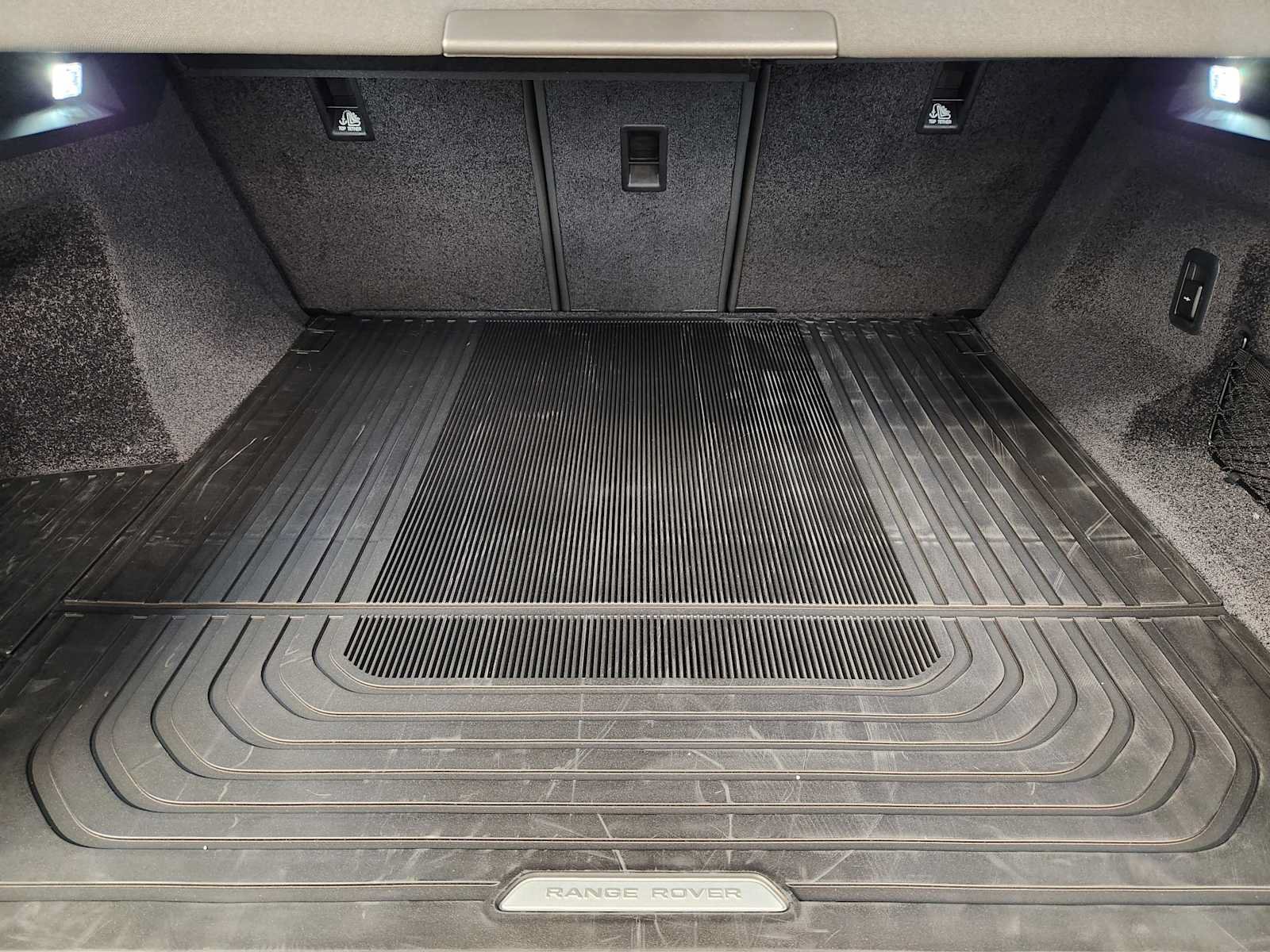 New 2027 Land Rover Range Rover SE AWD/4WD image 32