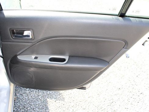 Used 2012 Ford Fusion SEL image 22