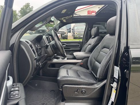 Used 2021 RAM 1500 Big Horn AWD/4WD image 11