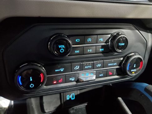 Used 2022 Ford Bronco Wildtrak image 31