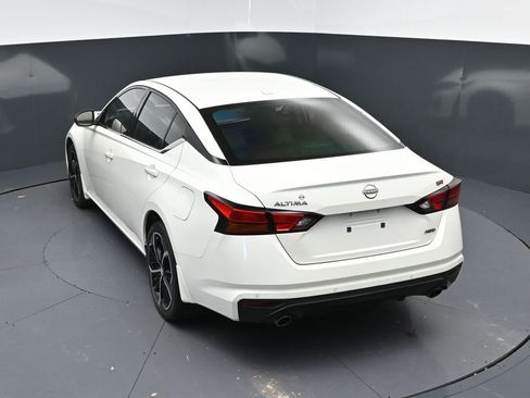 Used 2024 Nissan Altima 2.5 SR image 34