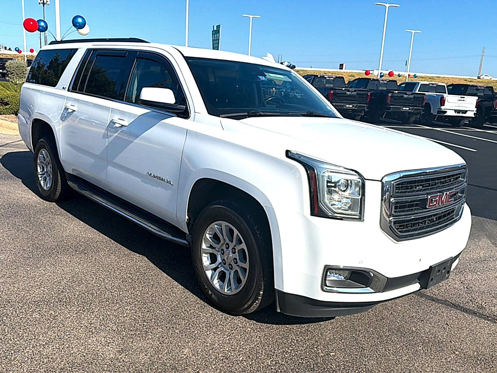 Used 2020 GMC Yukon XL SLT AWD/4WD image 3