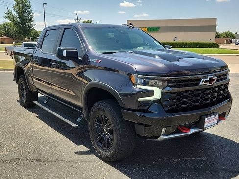 Certified 2022 Chevrolet Silverado 1500 ZR2 w/ Technology Package AWD/4WD image 6